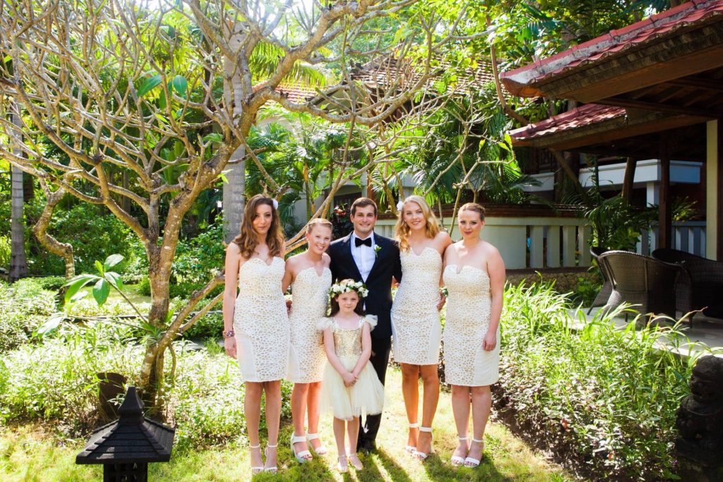 Bali Garden Wedding - family photo shoot with garden background